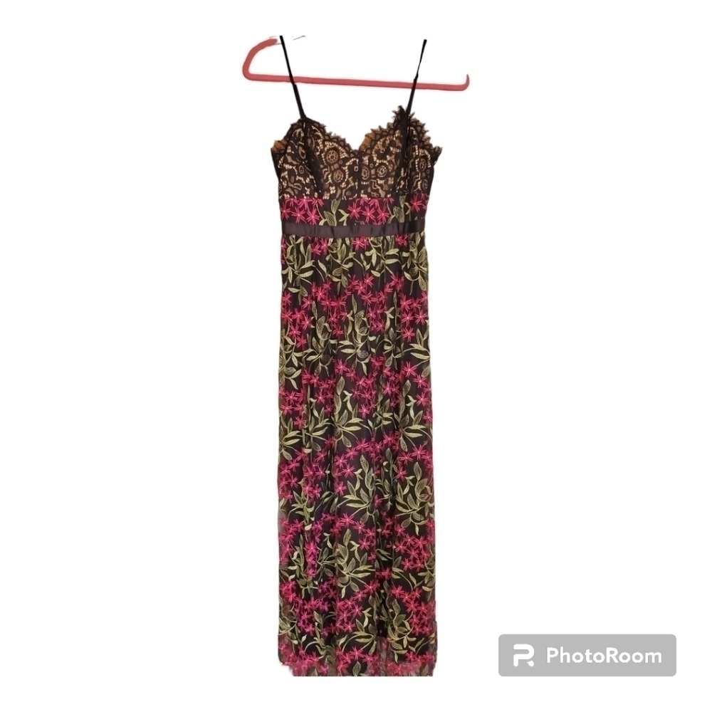 Lulus Embroidered long Dress small NWT